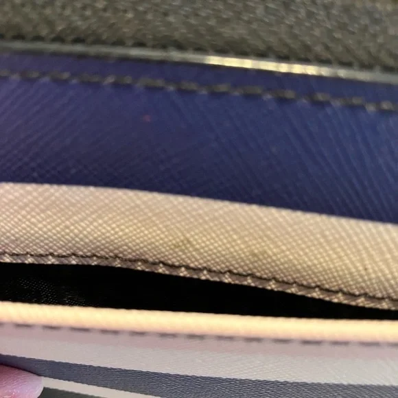 NWOT KATE SPADE Kate Spade Blake Avenue Printed Neda Wallet - Bon bon stripe. - Picture 3 of 8